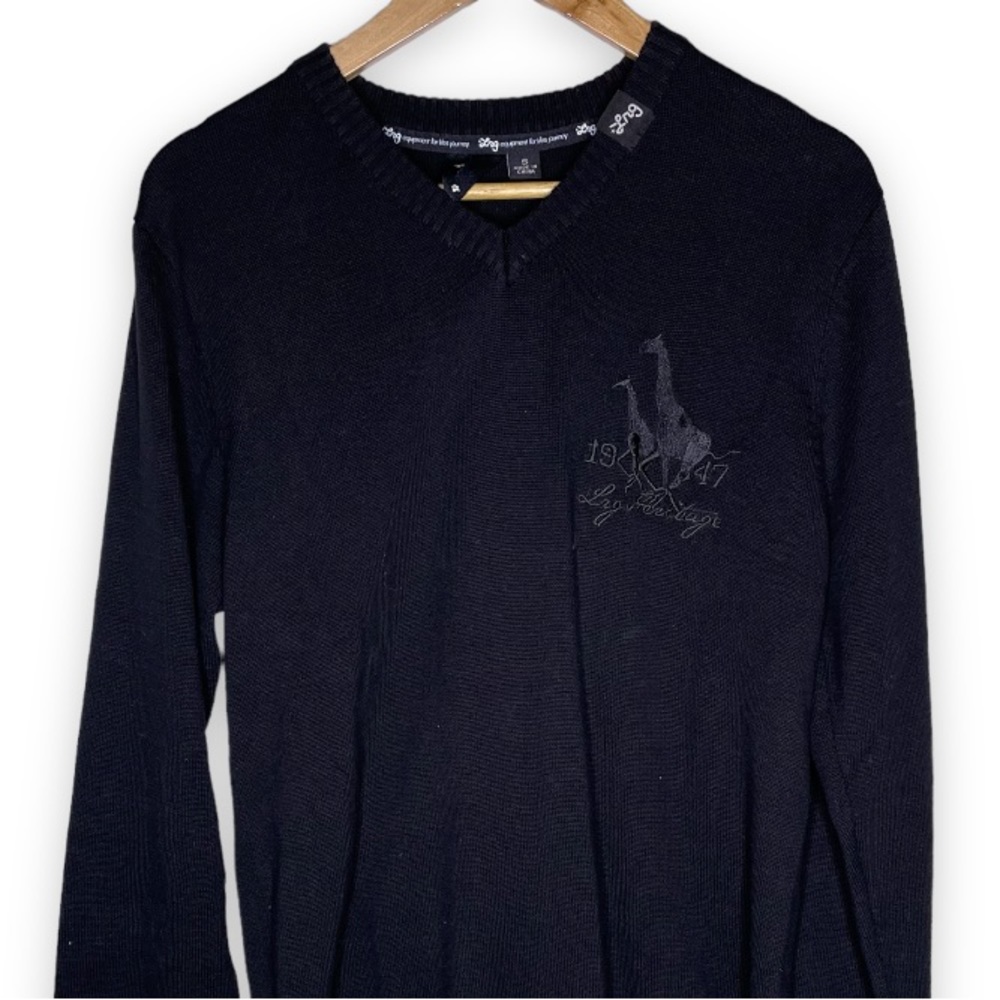Lrg Giraffe Embroidered Logo Black V Neck Sweater